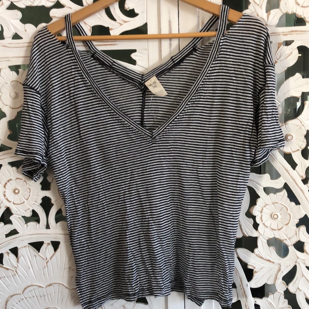 FREE PEOPLE 🌸 Sunkissed Tee - Picture 4 of 14